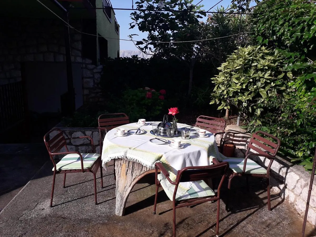 Apartmani Ana Novi V. - Studio Novi Vinodolski Apartament